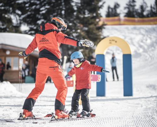 tv-ratschings-familien-skifahren-kot-6720